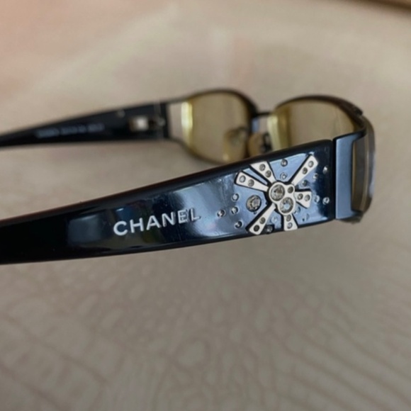 CHANEL Vintage Prescription Eyeglasses (unknown prescription) - Picture 2 of 8